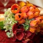 PERLA FARMS WEDDING FLOWERS .
MAKE YOUR OWN WEDDING BOUQUET WITH FLOWERS FROM PERLA FARMS